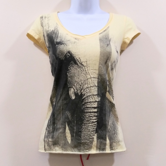 Lace Up Back Yellow Elephant Redesigned T-shirt - Picture 1 of 4
